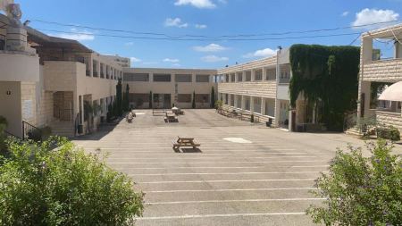 كفرياسيف : الاعتداء على حرمة مدرسة يني الثانوية 